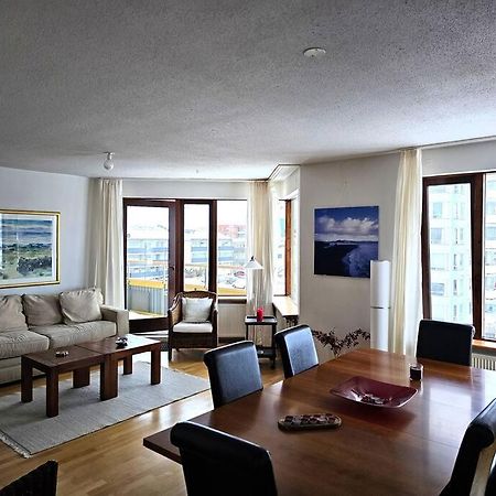Appartement Family Penthouse With Great View à Garthabaer Extérieur photo